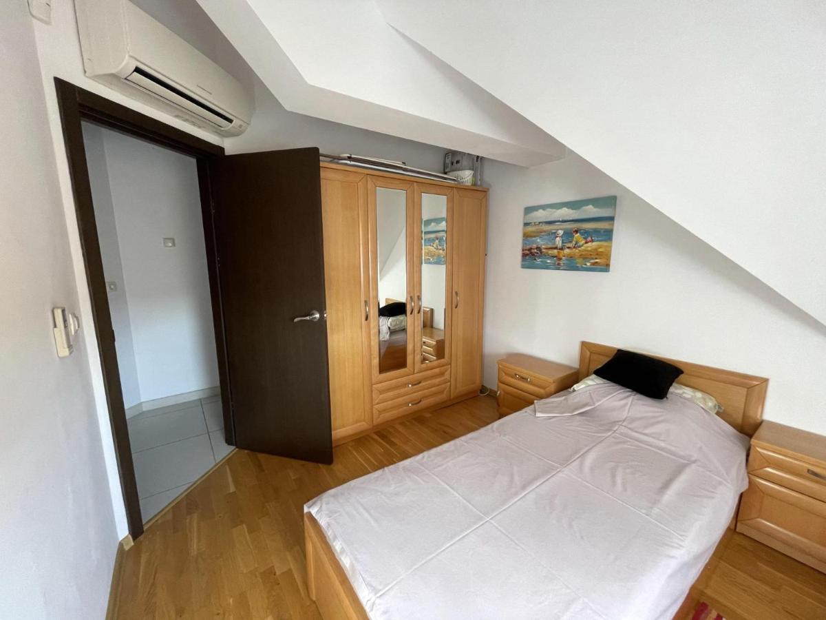 Stunning 2-Bed Apartment In Sea Resort Varna St Constantin et Helena Extérieur photo