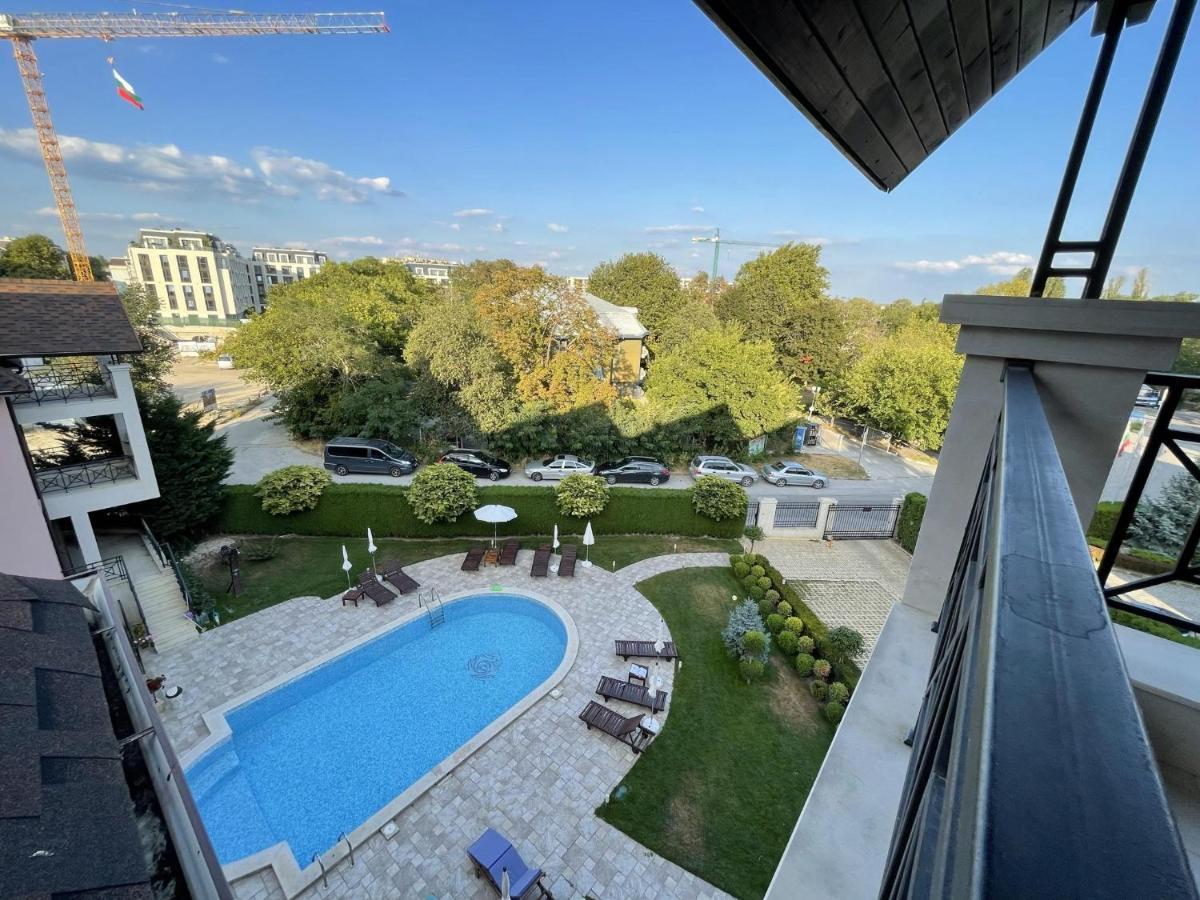 Stunning 2-Bed Apartment In Sea Resort Varna St Constantin et Helena Extérieur photo