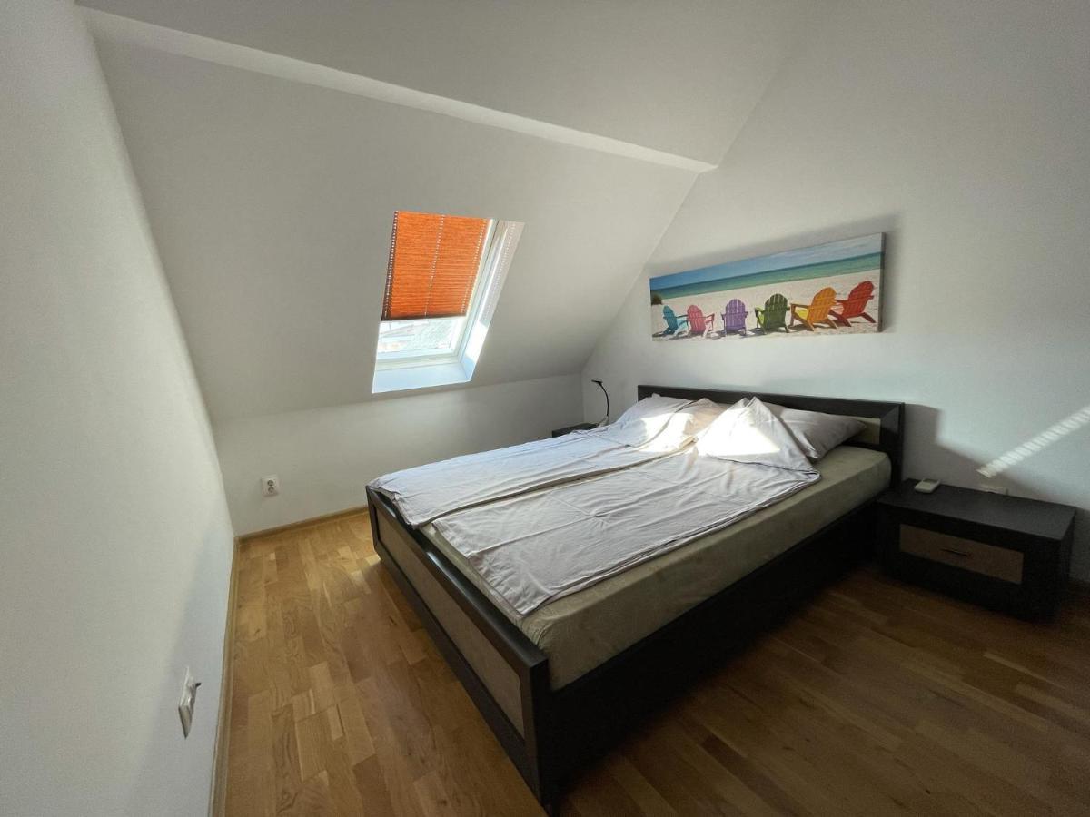 Stunning 2-Bed Apartment In Sea Resort Varna St Constantin et Helena Extérieur photo